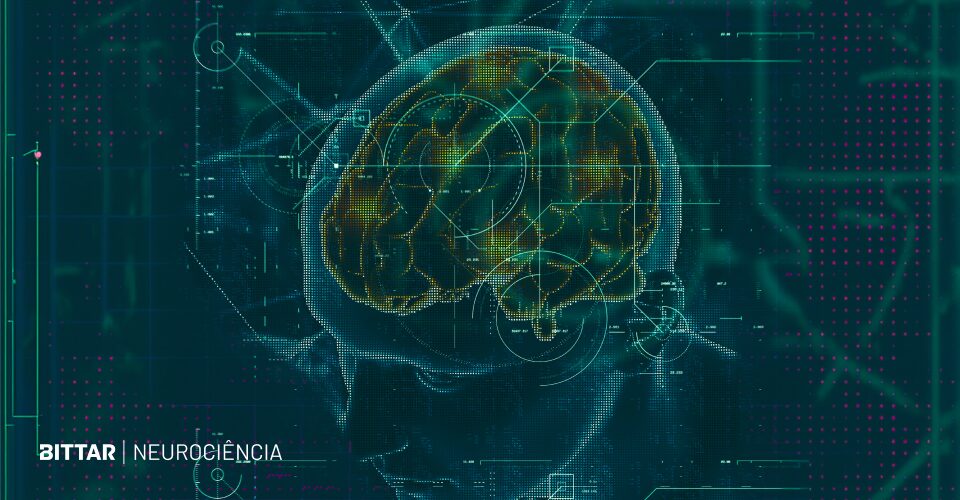 Visualização digital do cérebro humano com sobreposições tecnológicas, representando a sobrecarga cognitiva em tarefas colaborativas analisada por inteligência artificial.
